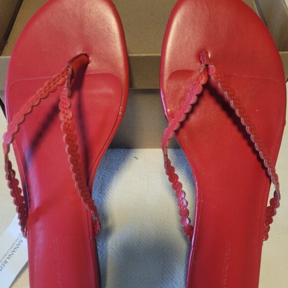 Women's Banana Republic red leather thong flip flops size 10.5 new with tag - Picture 3 of 6